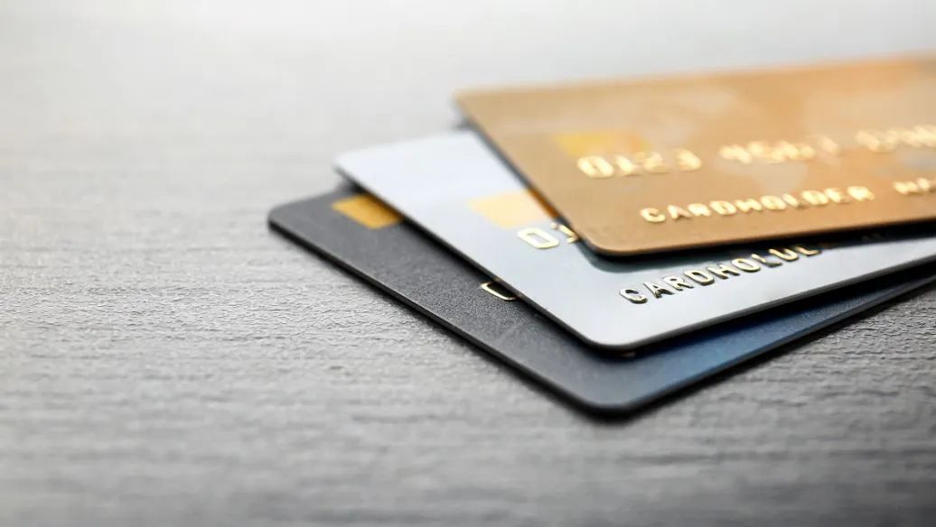 信用卡逾期3天、30天和90天 都会有啥区别？(图1)